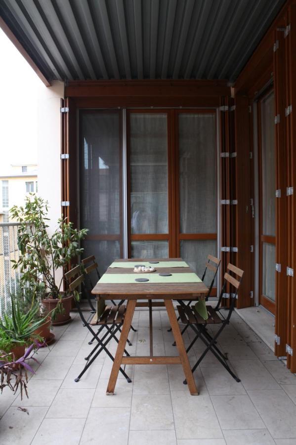 Terrace Apartment Close To Metro Station Milano Exteriör bild